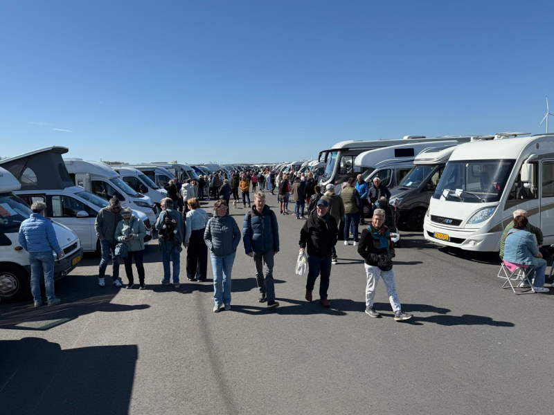 Overzicht van het evenementterrein van de Nationale Campermarkt